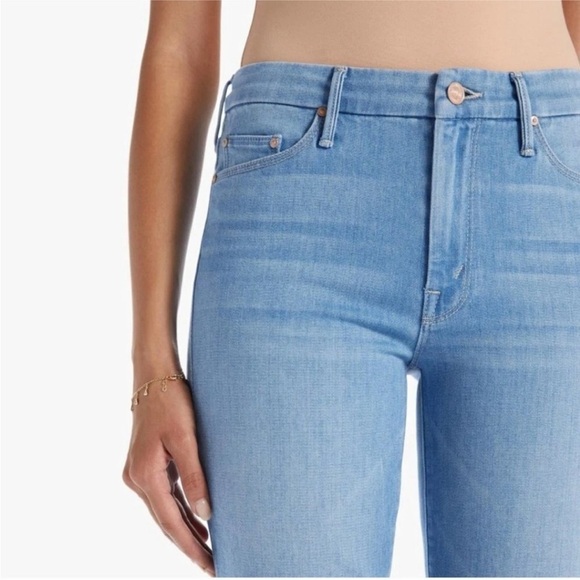 MOTHER The Looker Ankle Fray Hold My Hand Light Wash Denim Size 31 - Picture 3 of 10